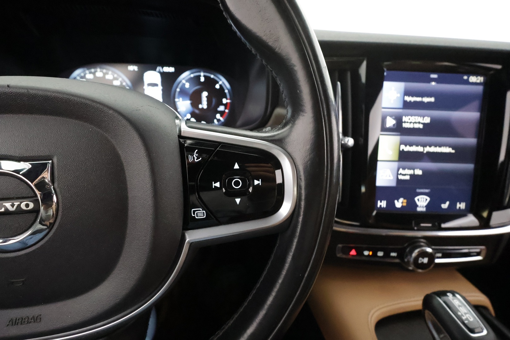 VOLVO V90 Cross Country 2018