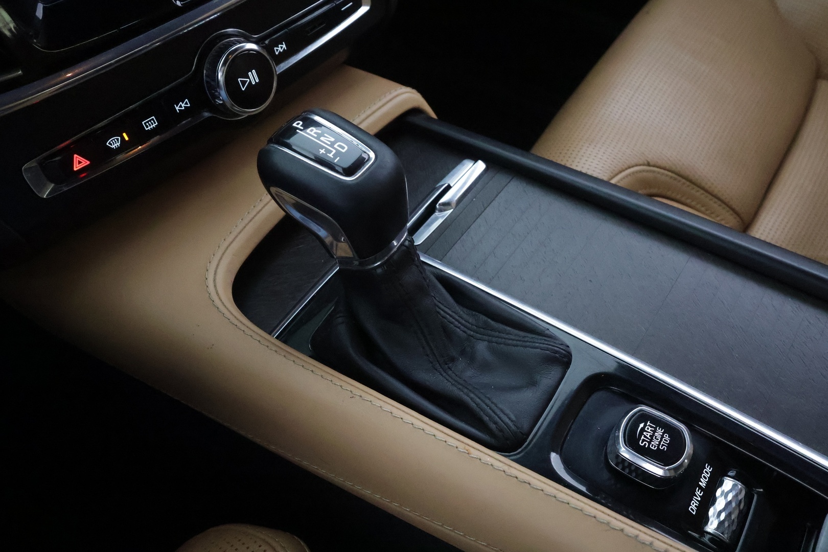 VOLVO V90 Cross Country 2018