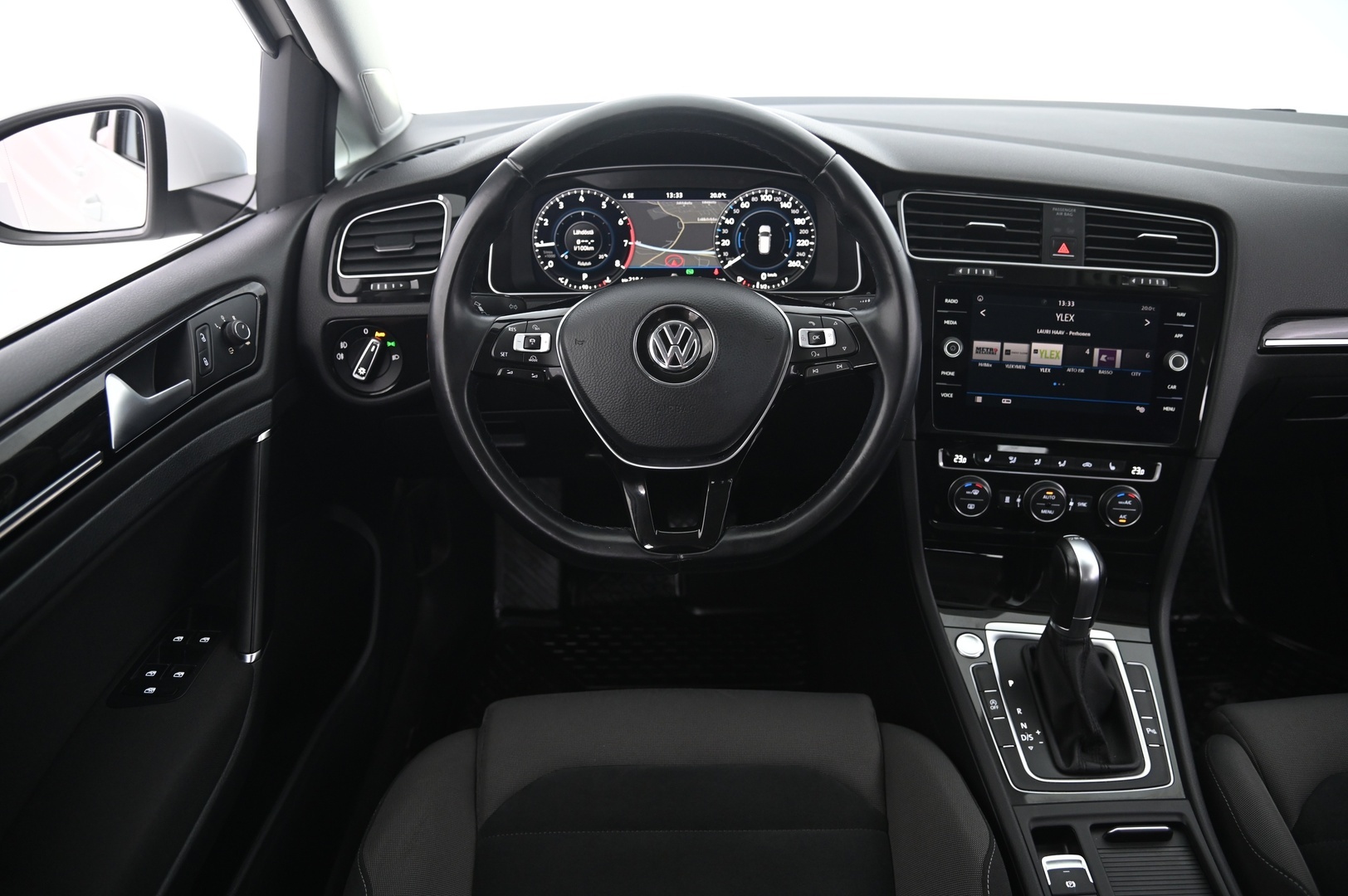 VOLKSWAGEN Golf 2018