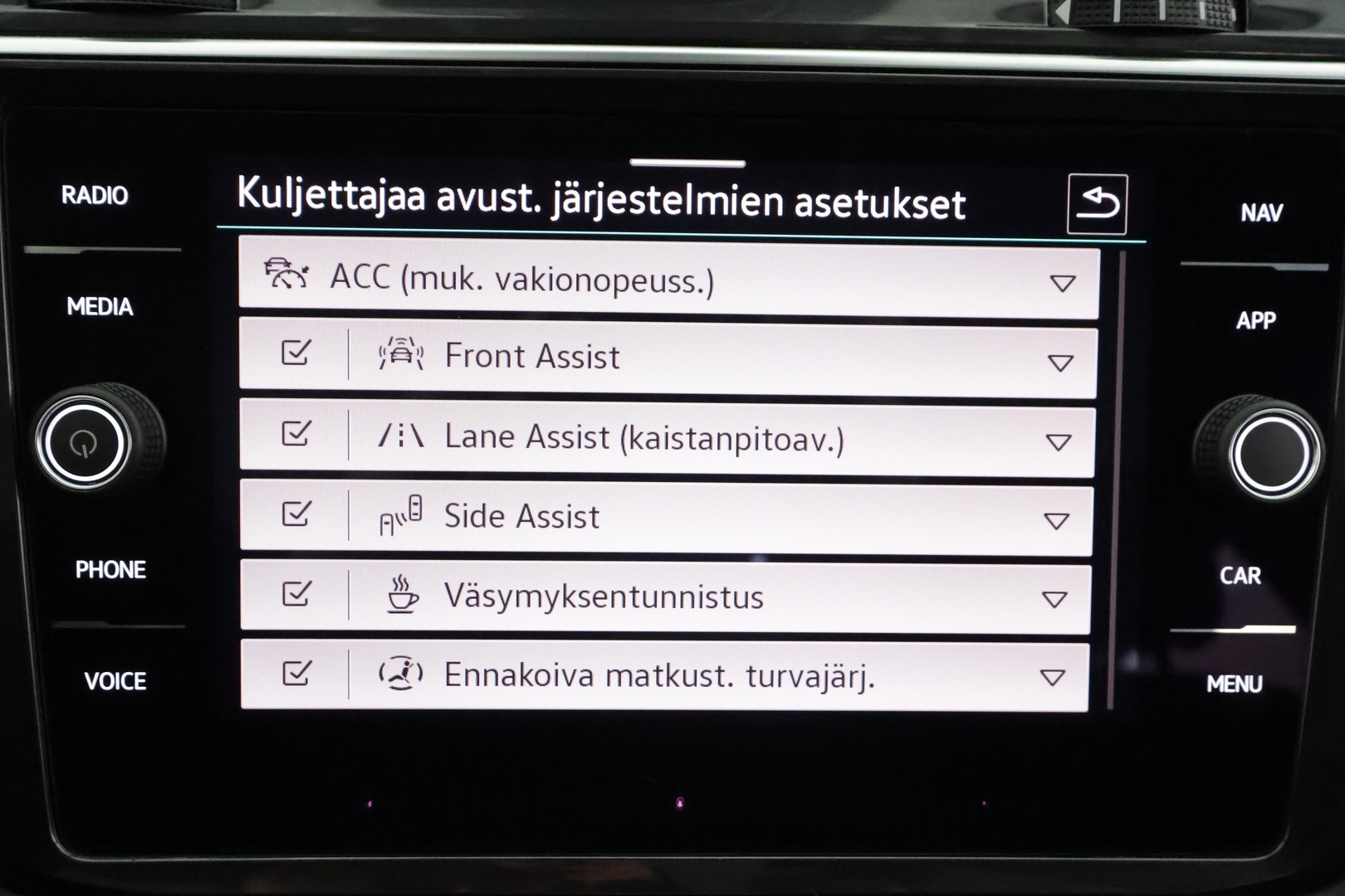 VOLKSWAGEN Tiguan 2021