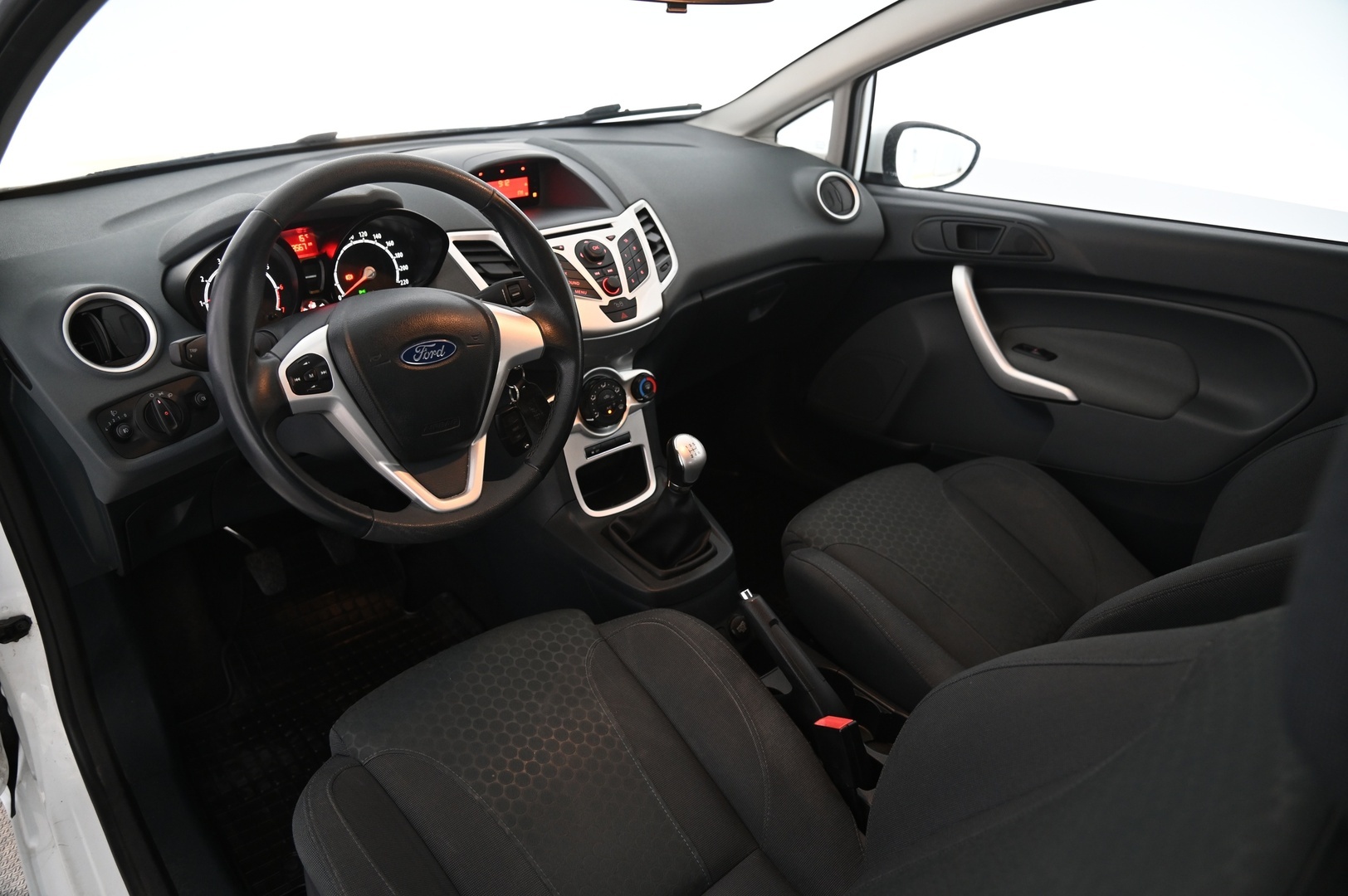 FORD Fiesta 2011