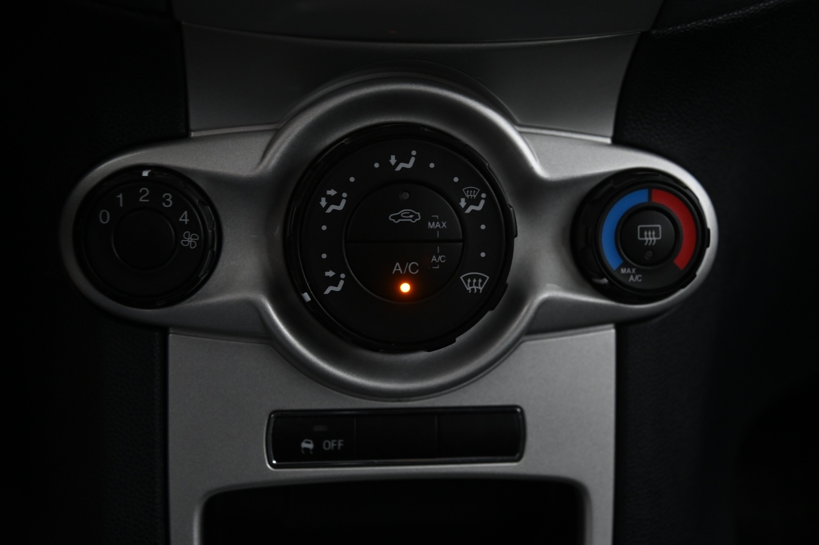 FORD Fiesta 2011