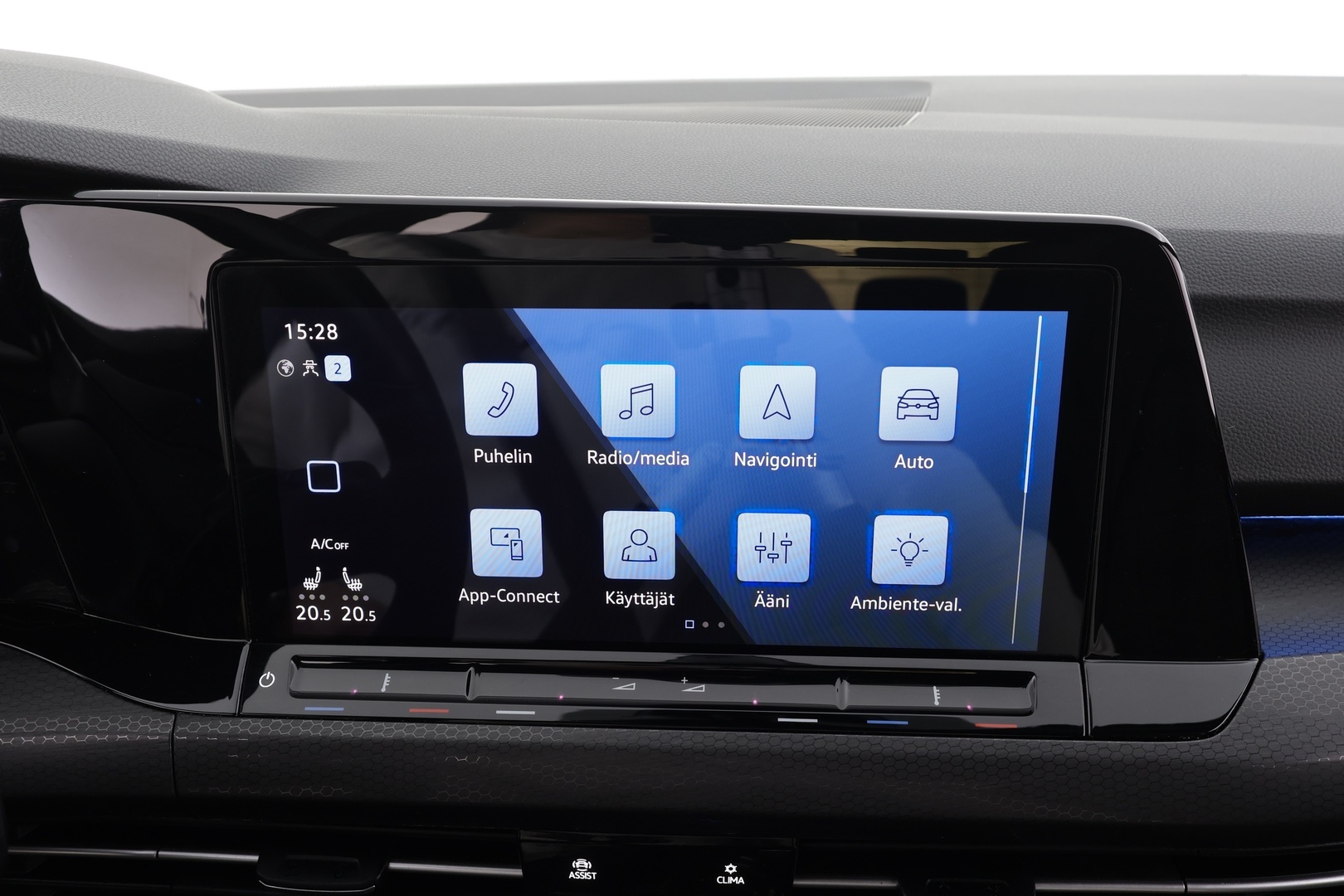 VOLKSWAGEN Golf 2023