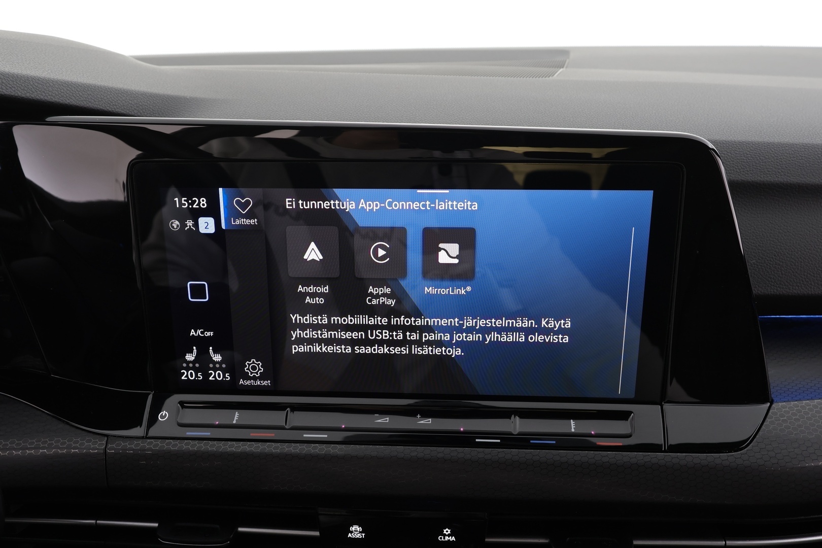 VOLKSWAGEN Golf 2023