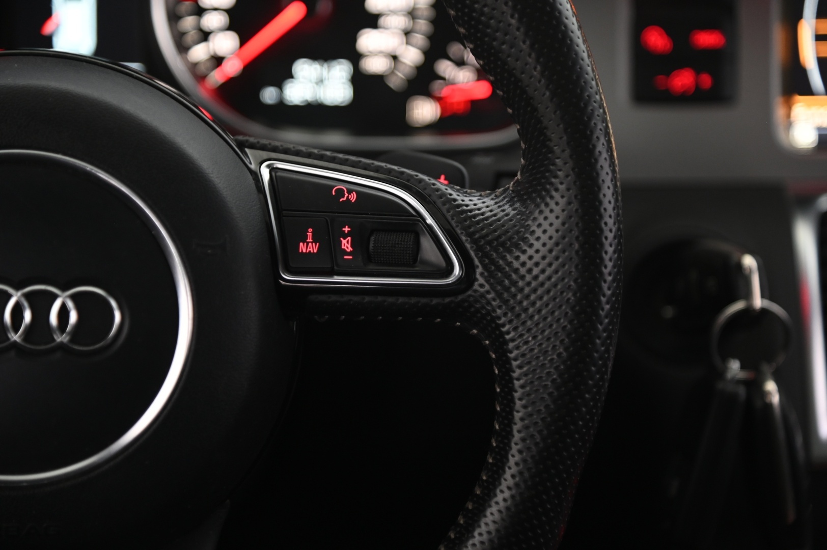 AUDI Q7 2012