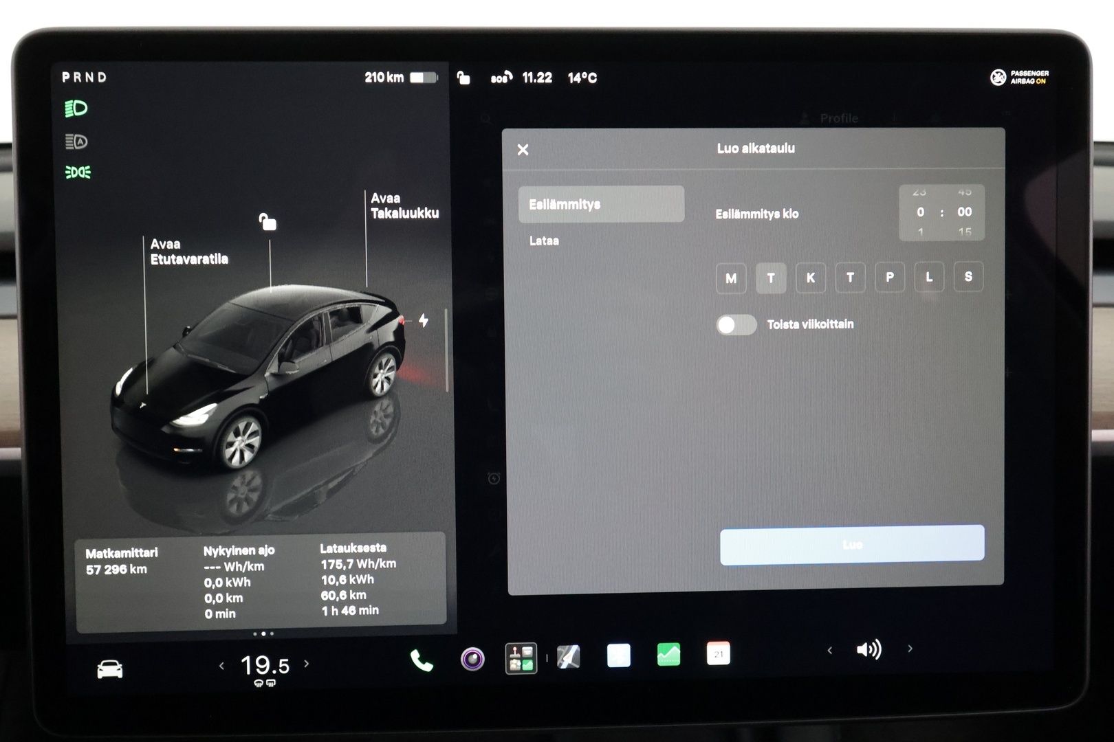 TESLA Model Y 2023