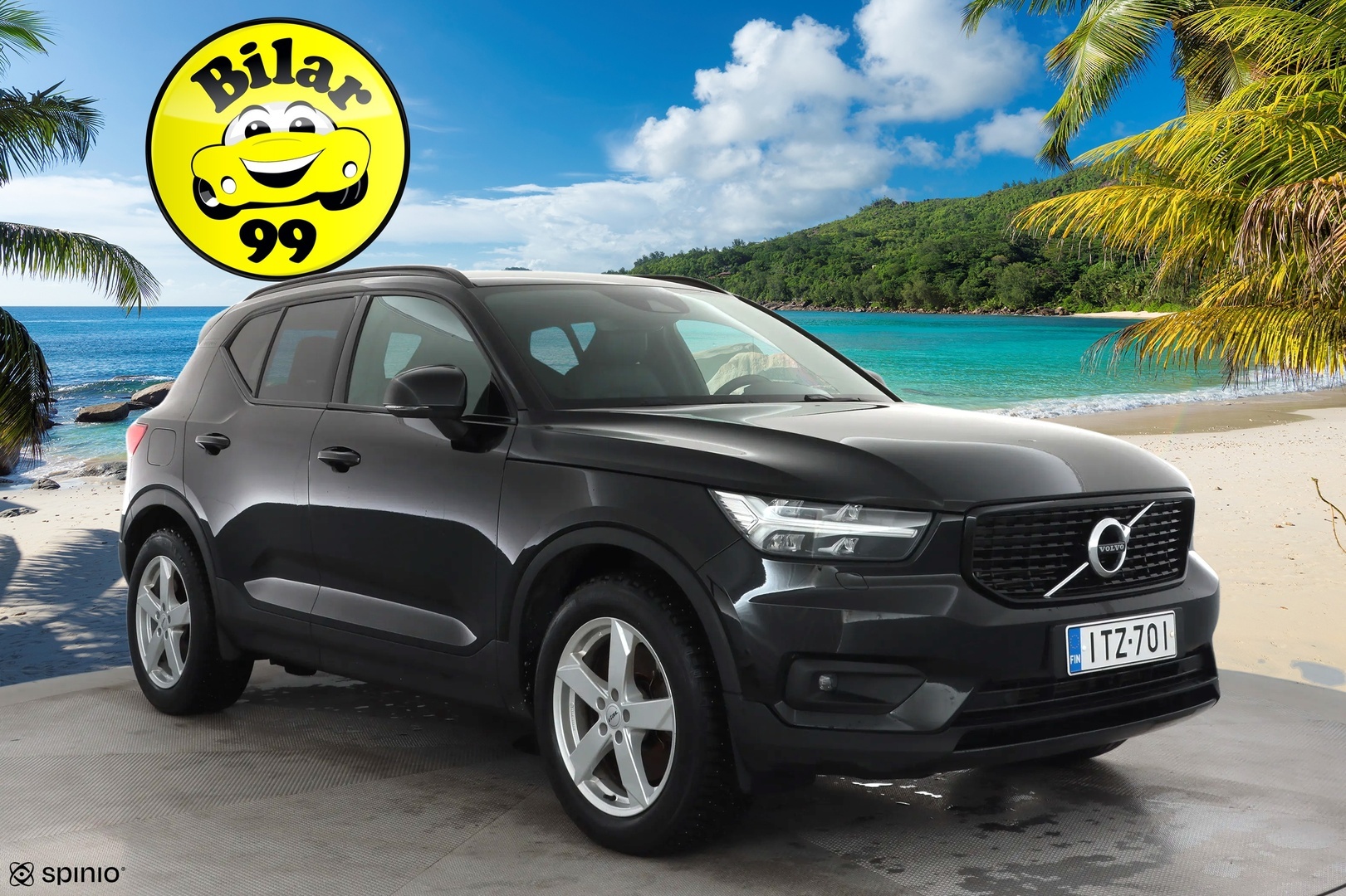 VOLVO XC40 2021
