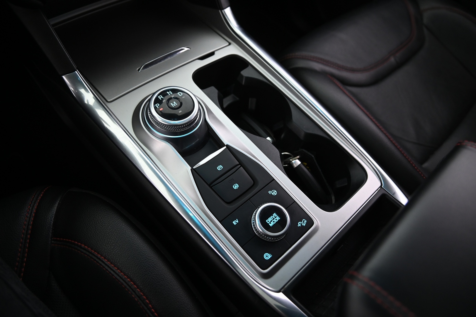 FORD Explorer 2021