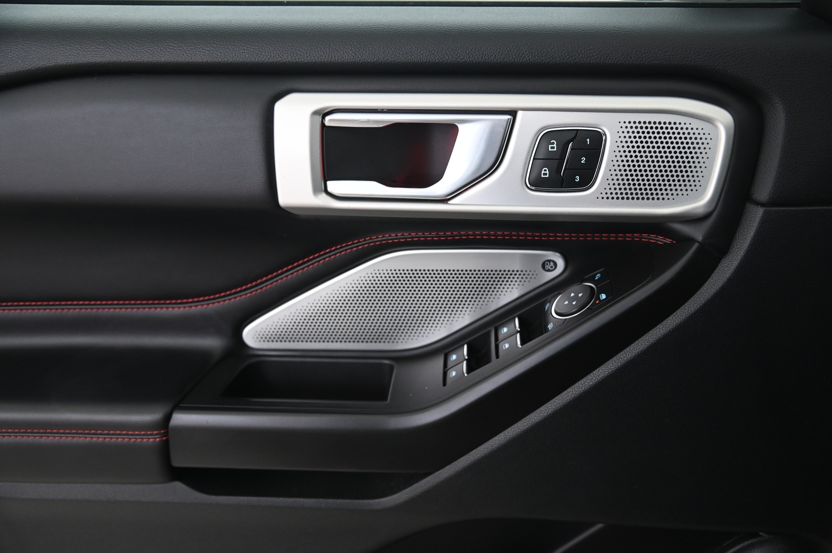 FORD Explorer 2021