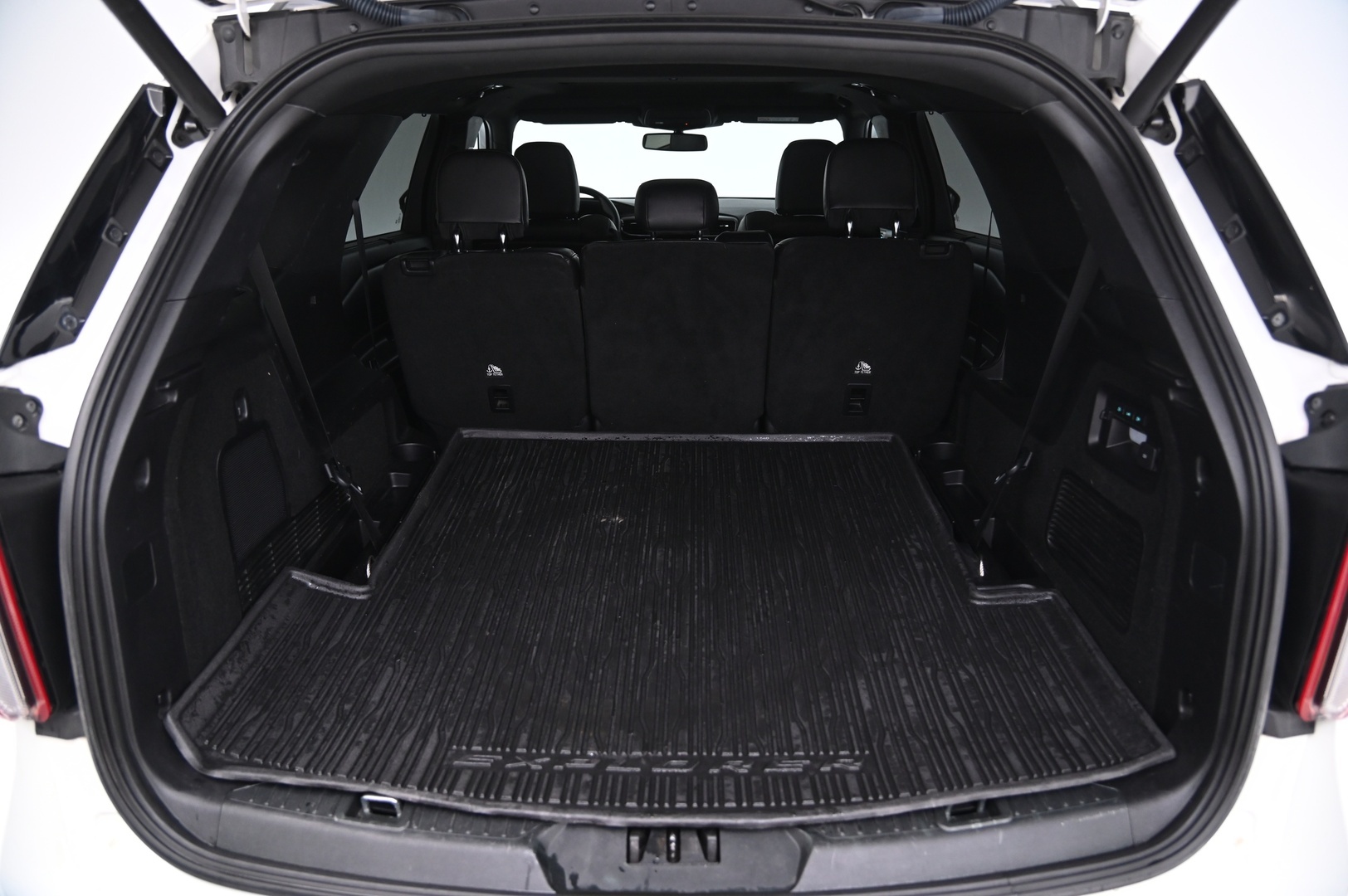FORD Explorer 2021