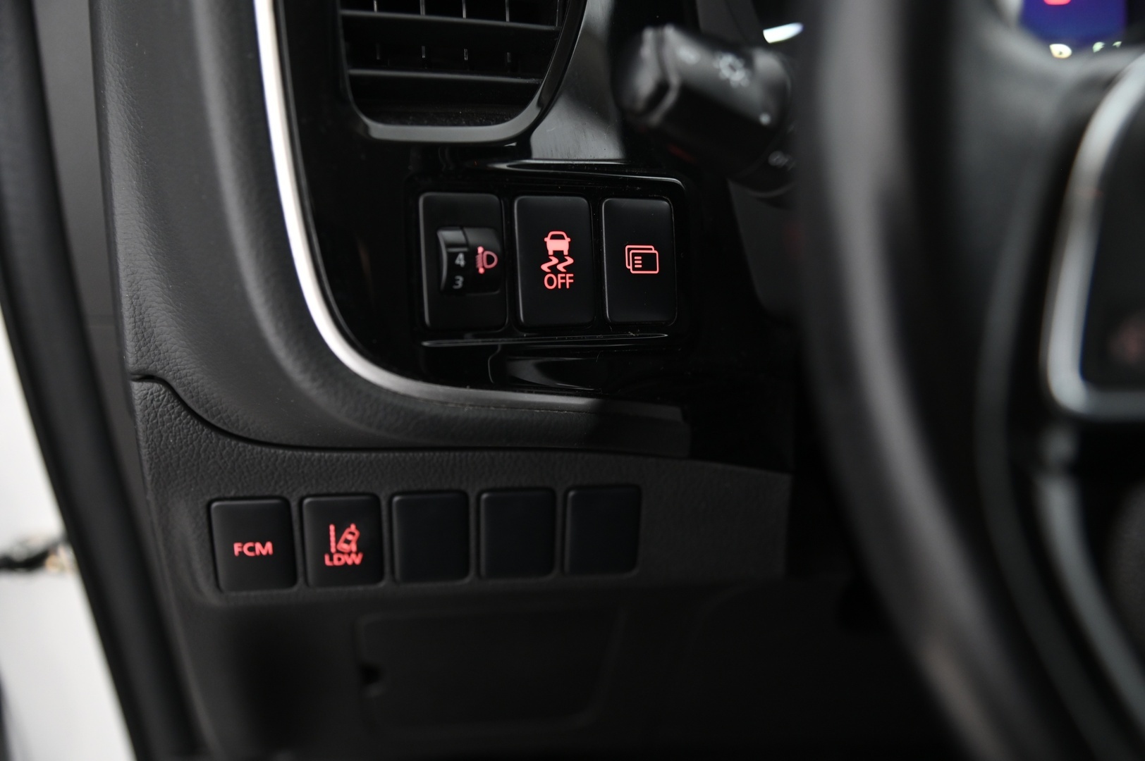 MITSUBISHI Outlander 2016