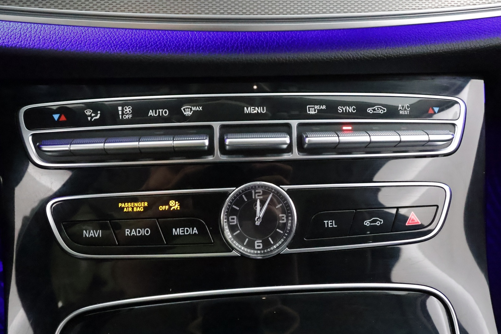 MERCEDES-BENZ E 2016