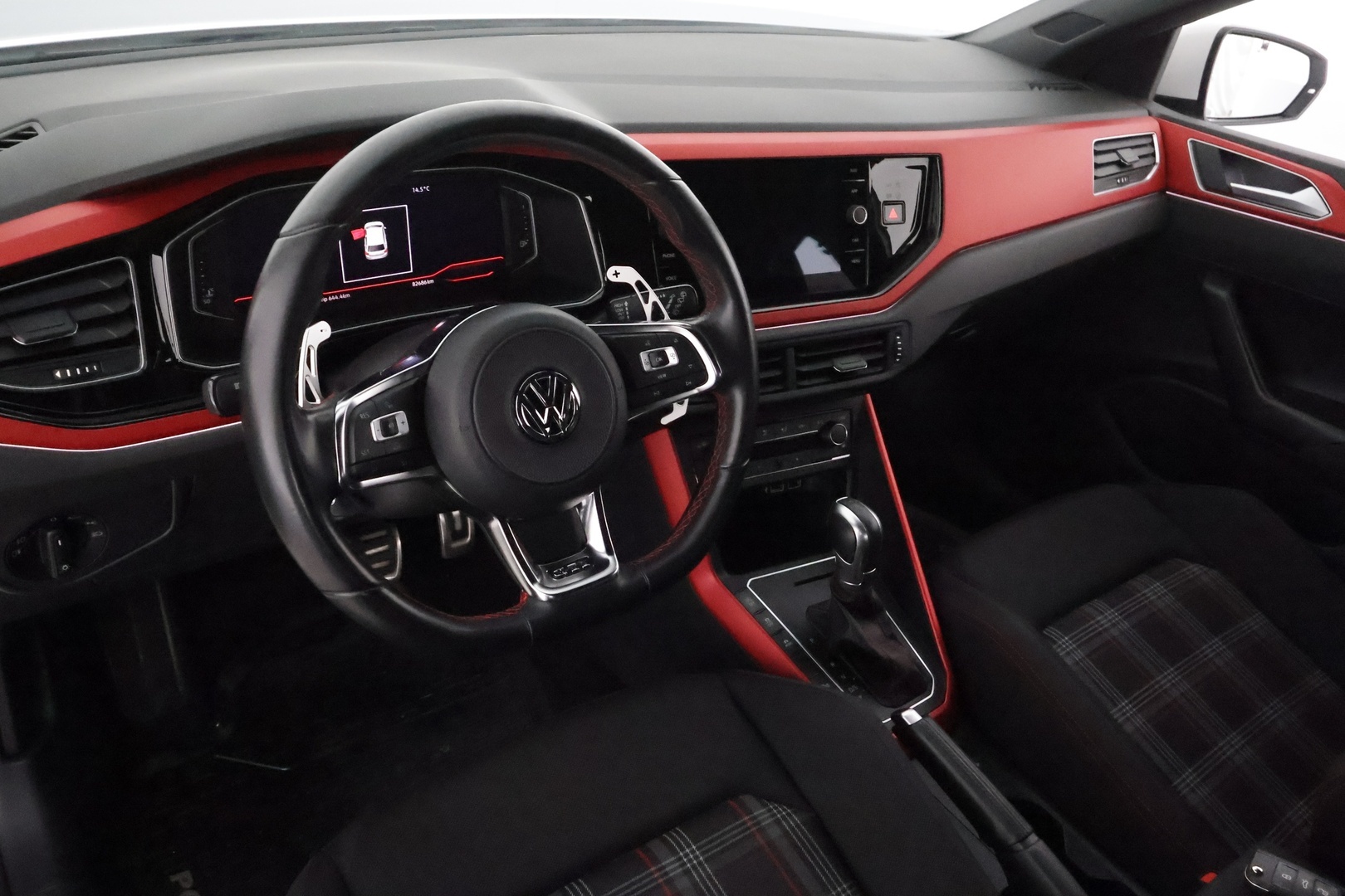 VOLKSWAGEN Polo 2018