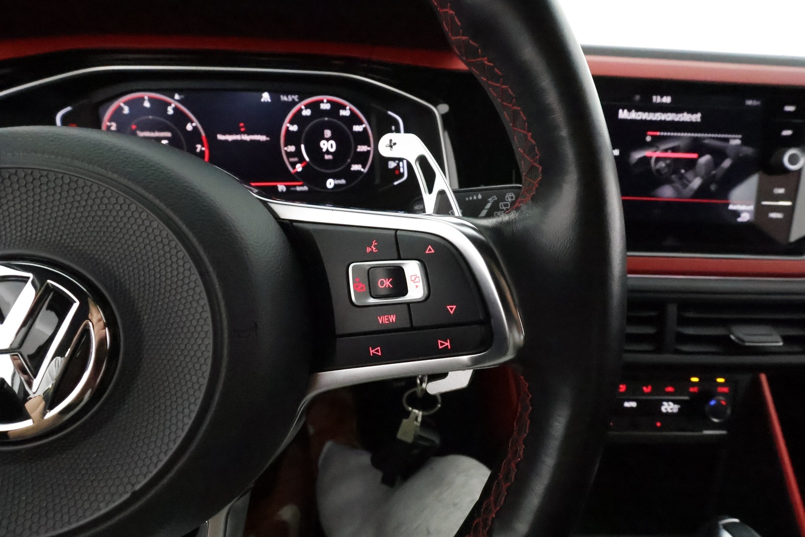 VOLKSWAGEN Polo 2018