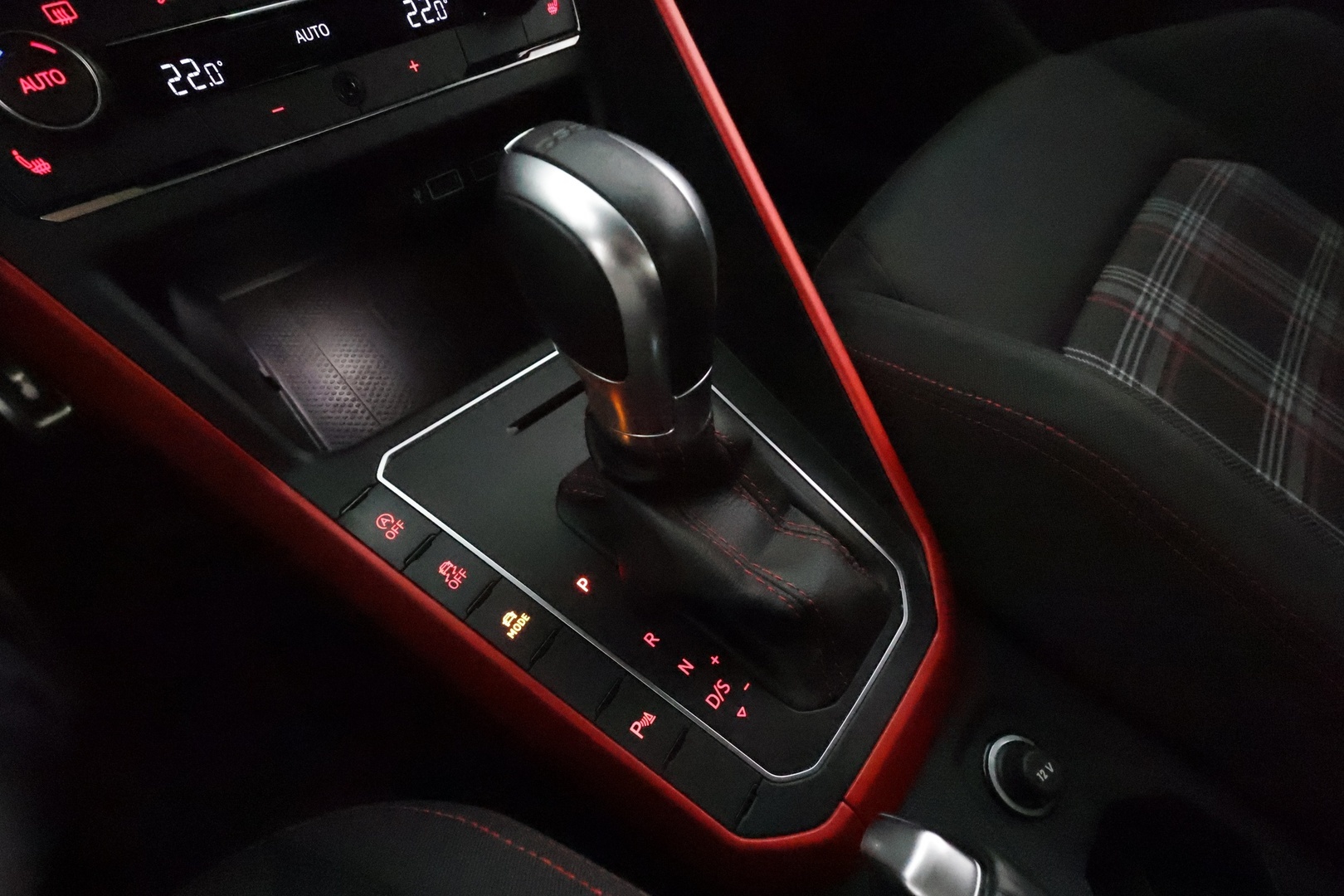 VOLKSWAGEN Polo 2018