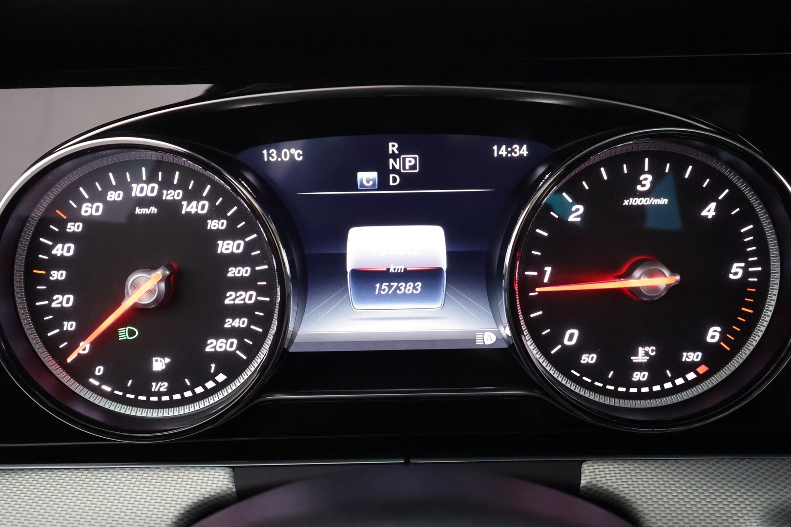 MERCEDES-BENZ E 2018