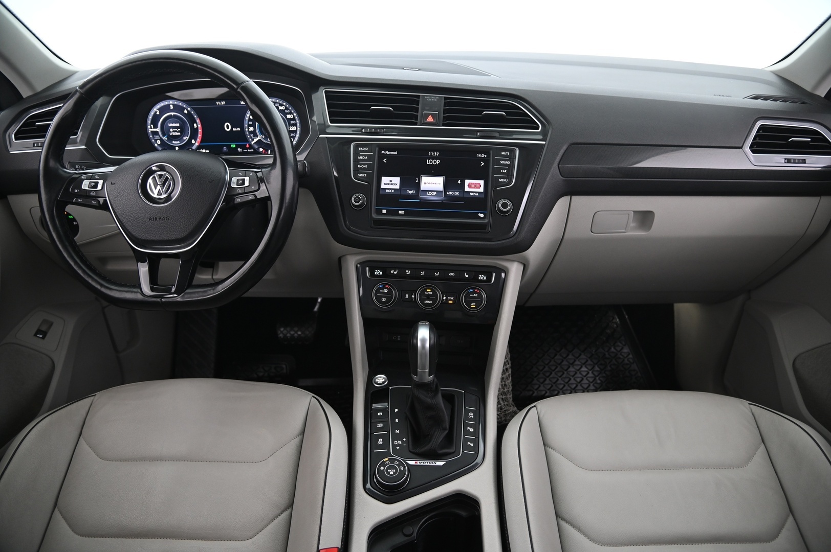 VOLKSWAGEN Tiguan 2017