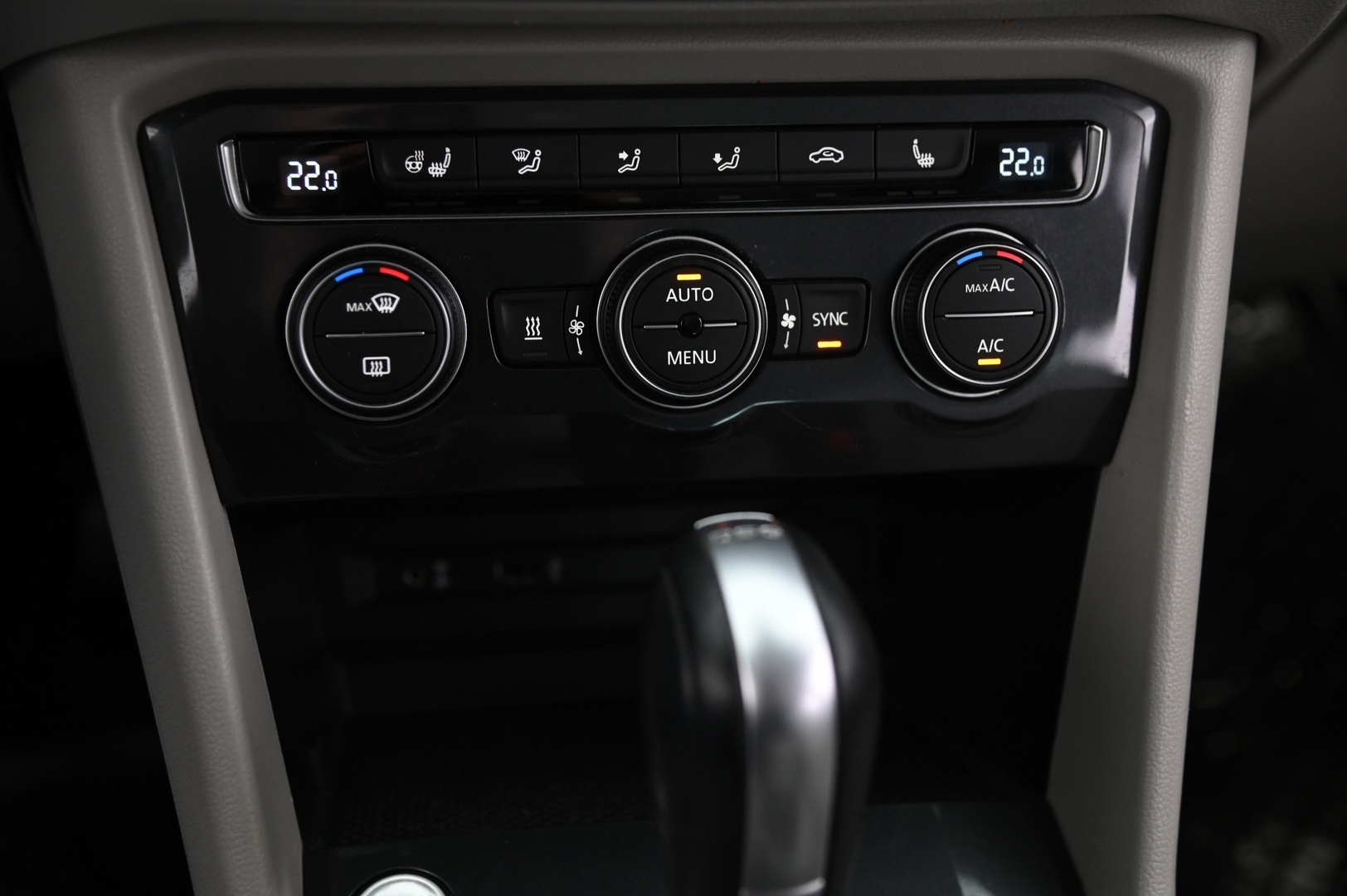 VOLKSWAGEN Tiguan 2017