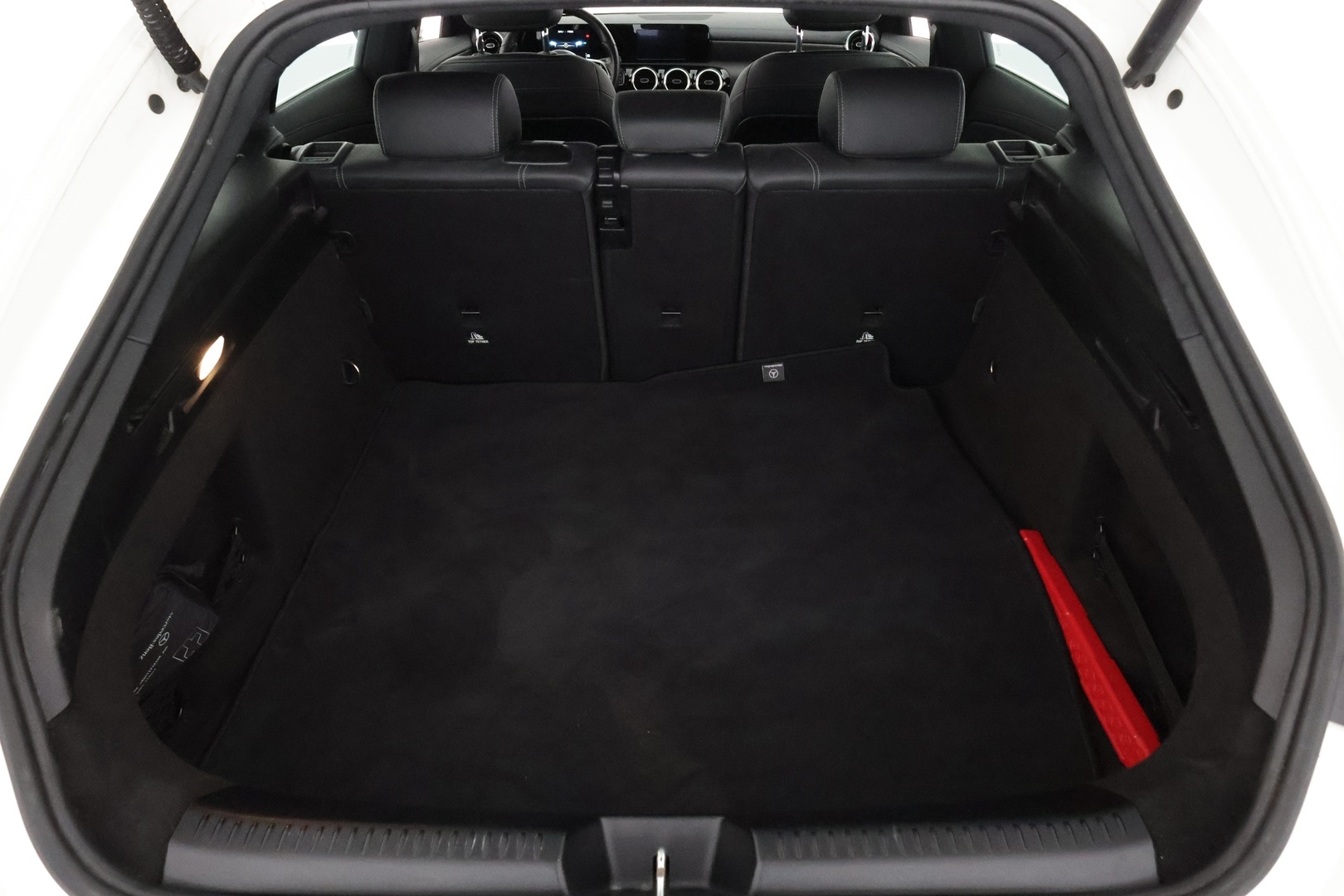 MERCEDES-BENZ CLA 2021