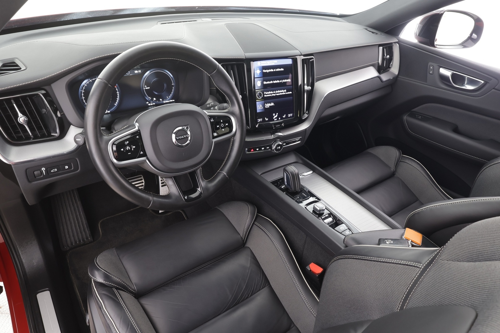 VOLVO XC60 2021