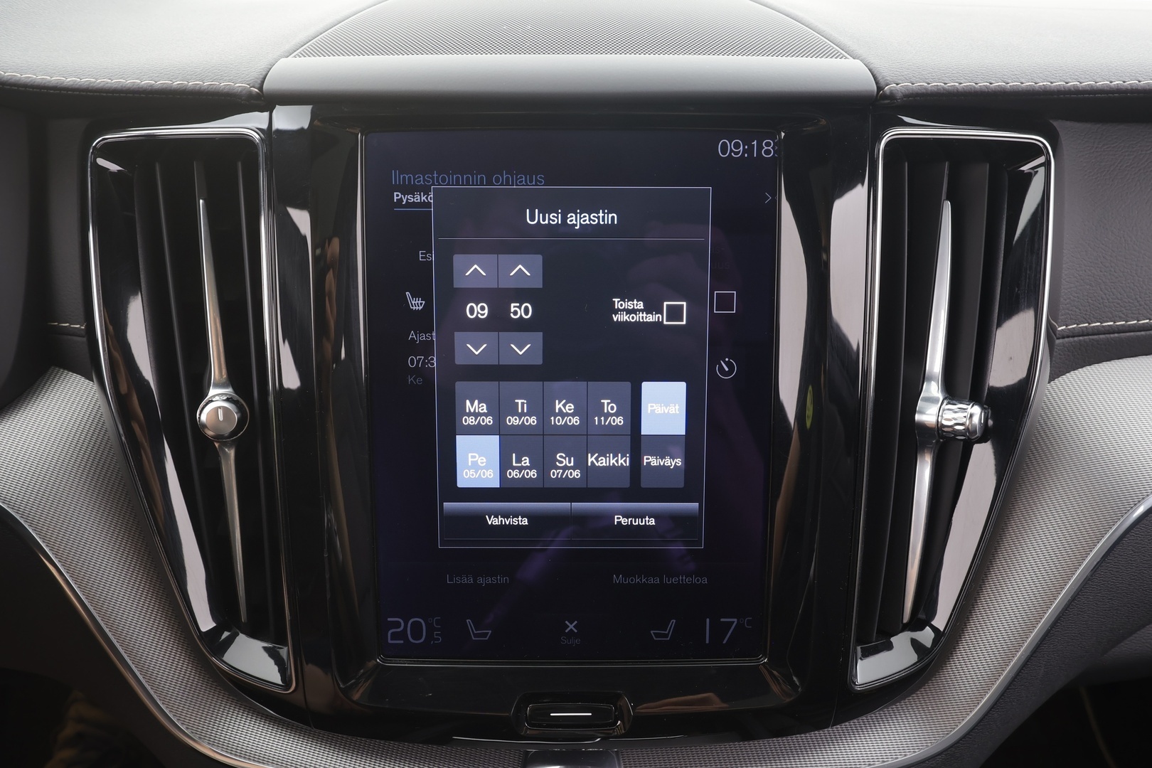 VOLVO XC60 2021