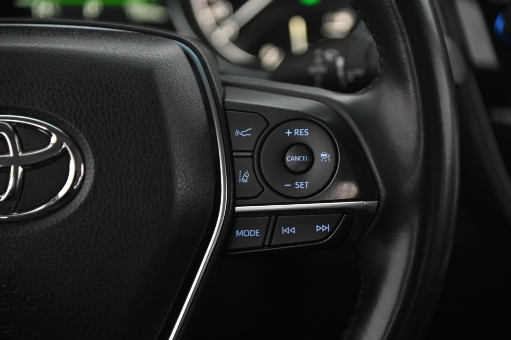 TOYOTA Camry 2019