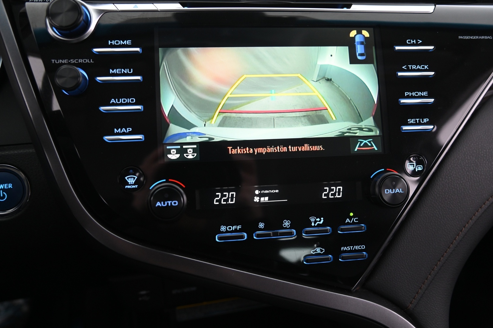 TOYOTA Camry 2019