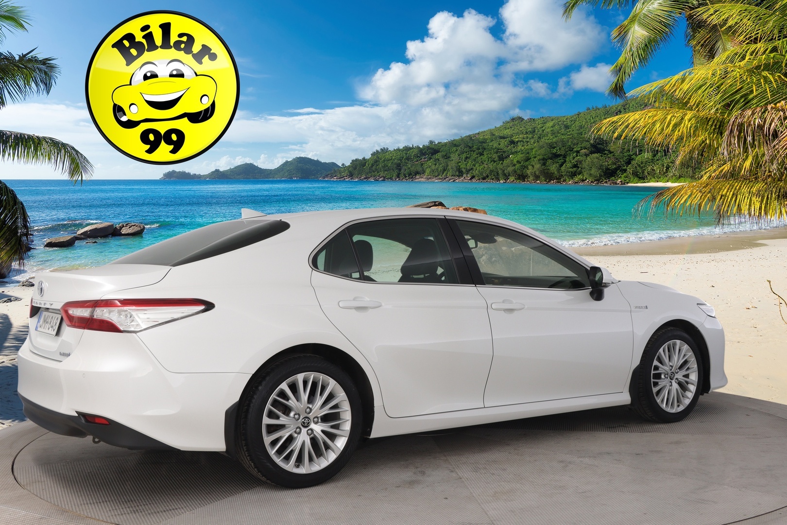 TOYOTA Camry 2019