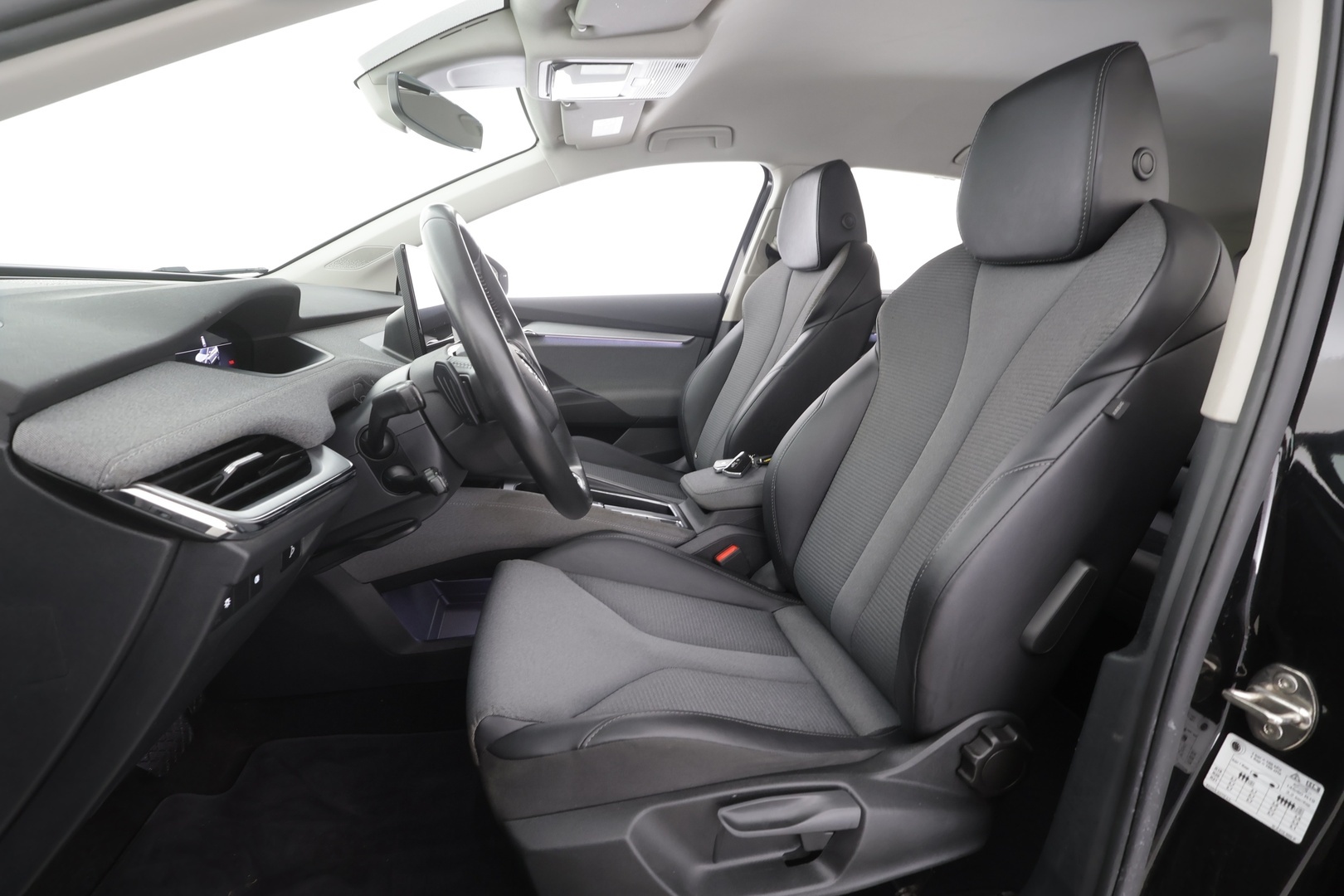SKODA Enyaq 2023