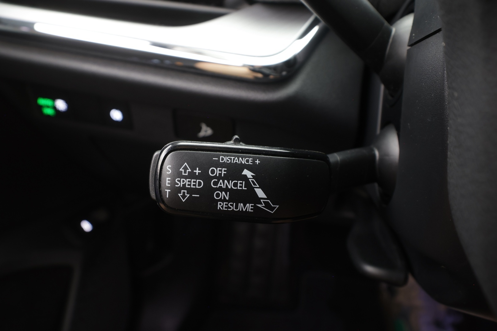 SKODA Enyaq 2023