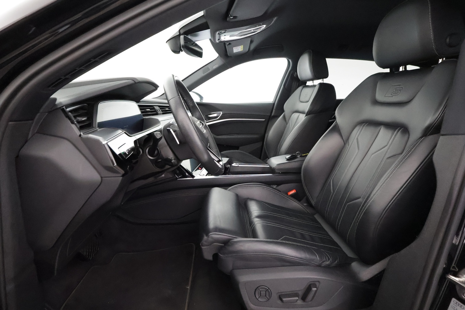 AUDI e-tron 2022
