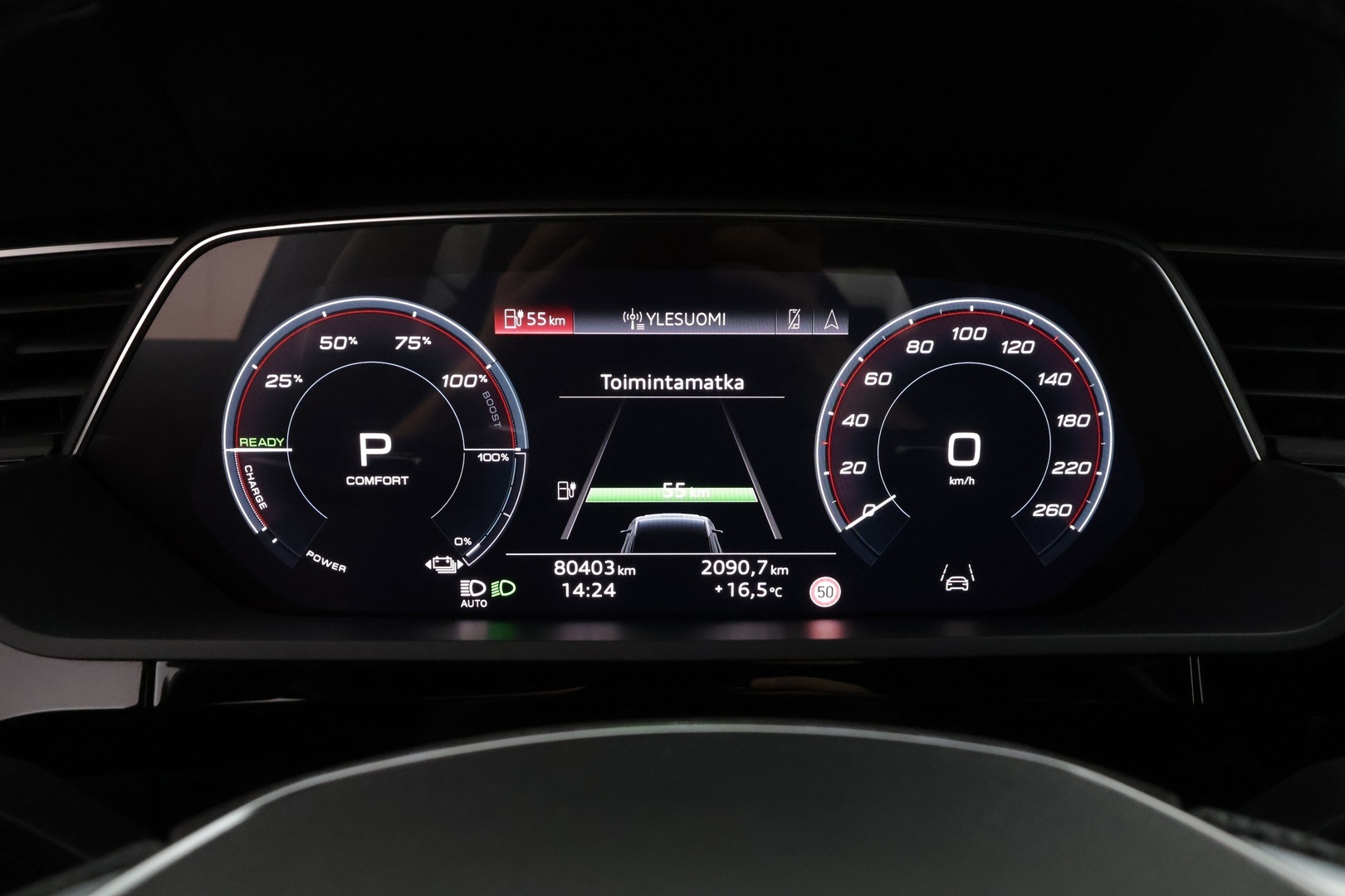 AUDI e-tron 2022