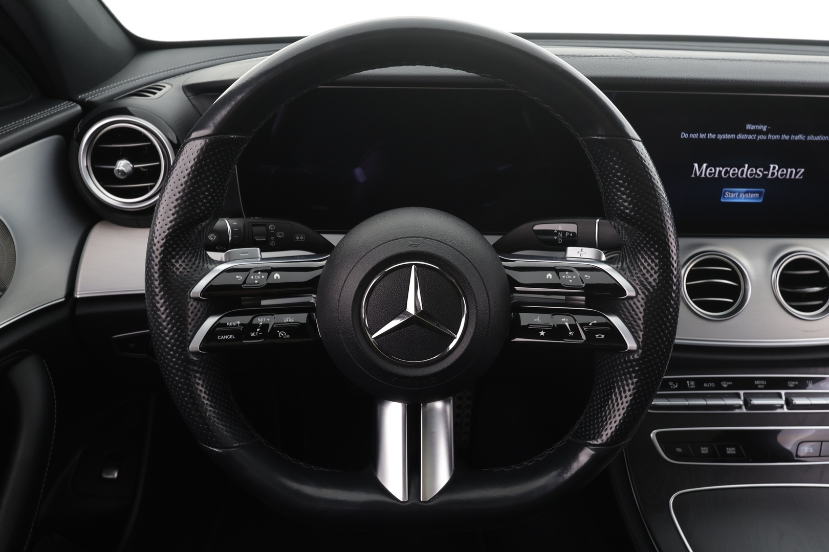 MERCEDES-BENZ E 2021