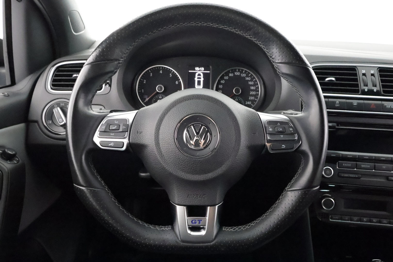 VOLKSWAGEN Polo 2014