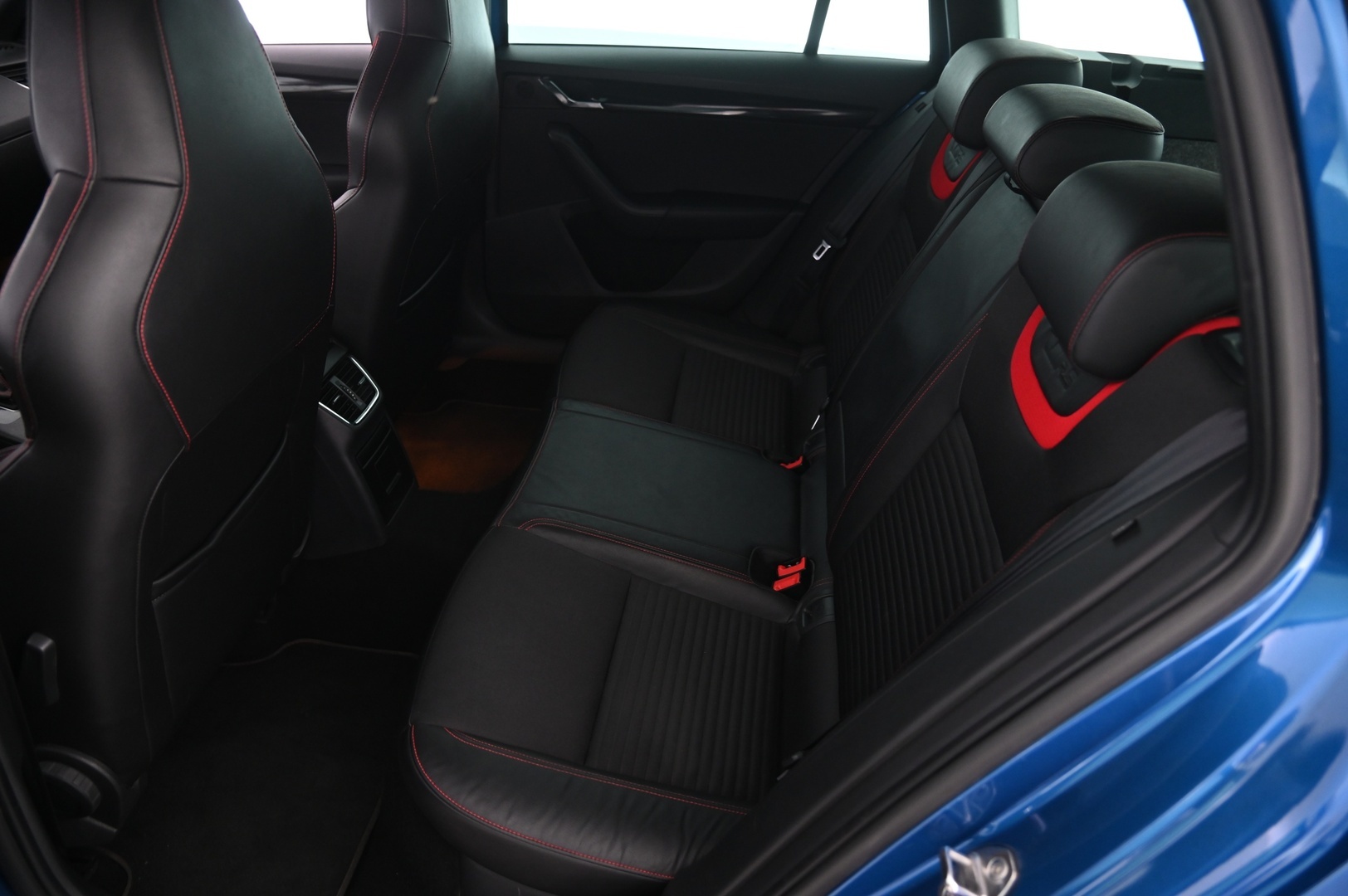 SKODA Octavia 2015