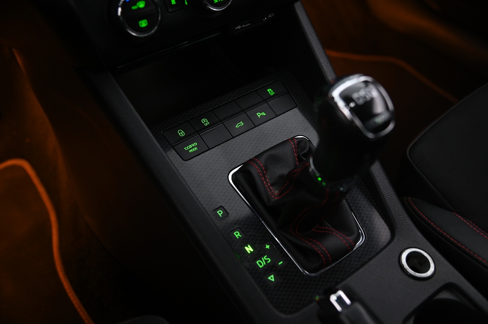 SKODA Octavia 2015