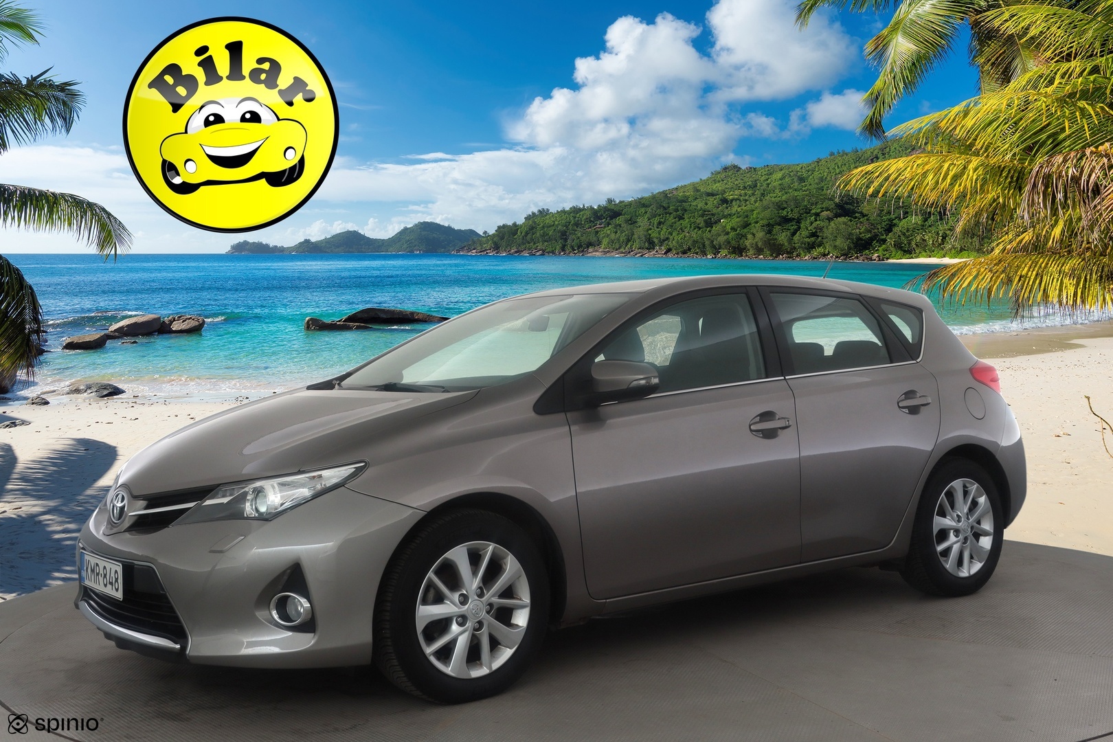 TOYOTA Auris 2014