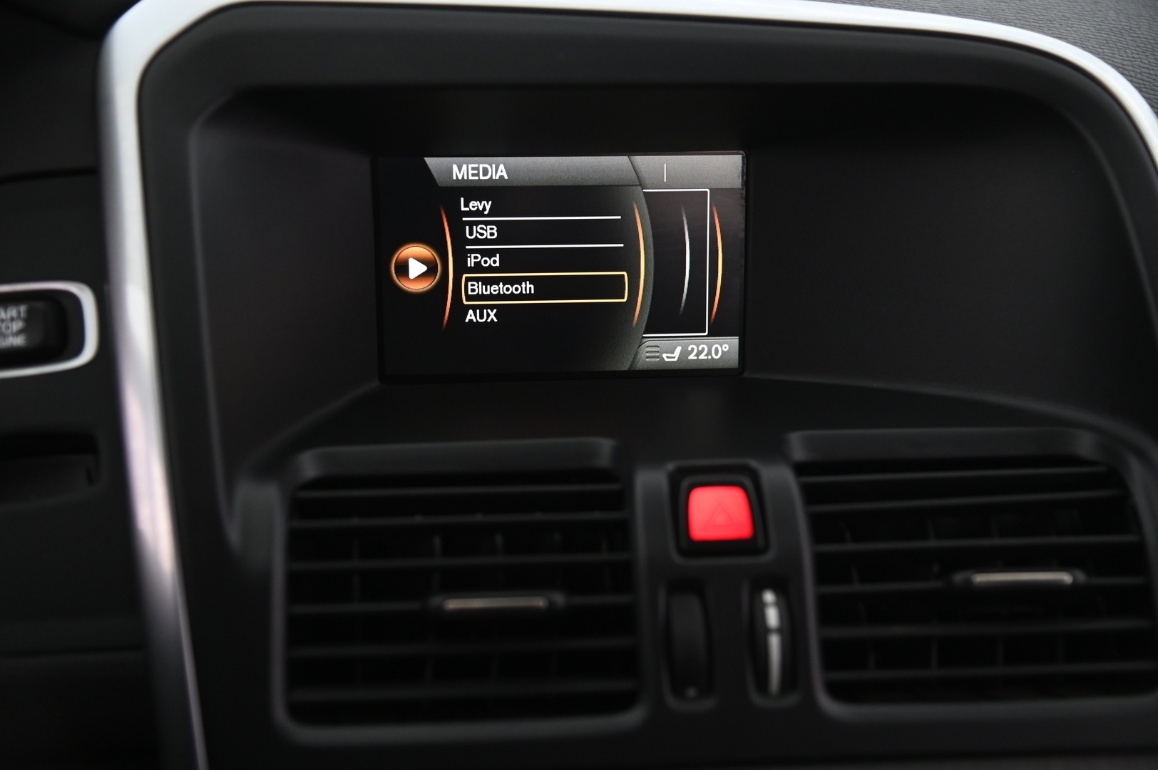 VOLVO XC60 2016