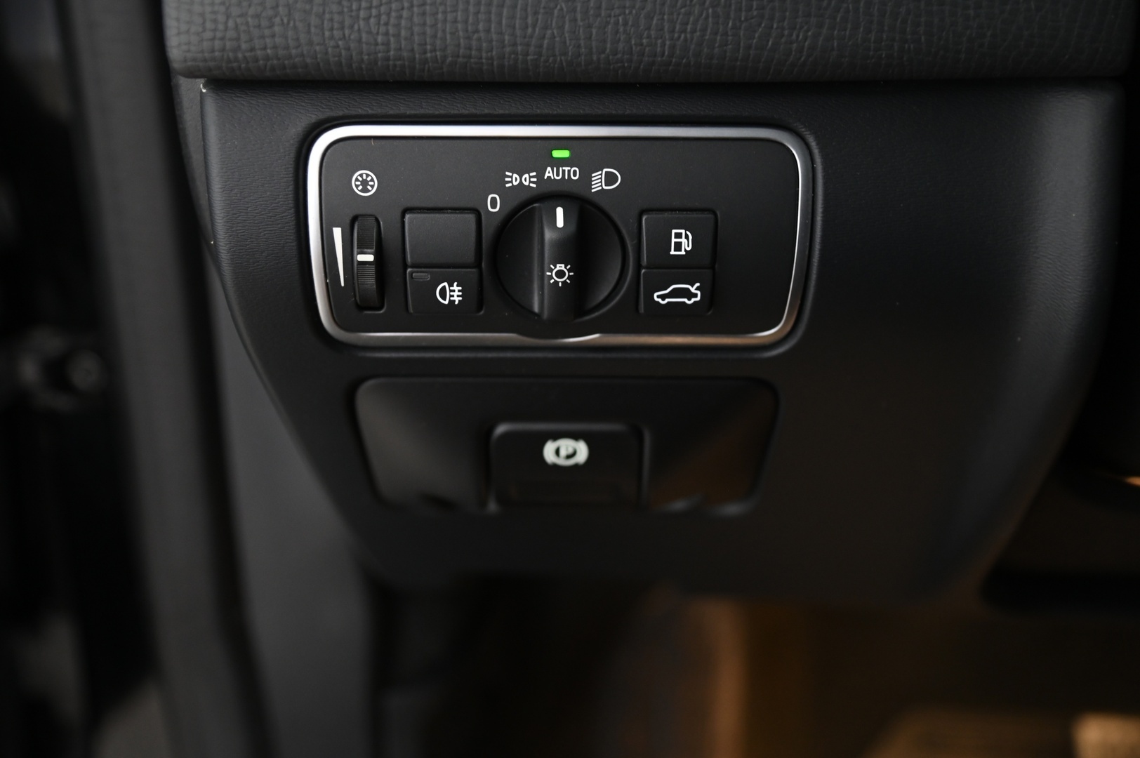 VOLVO XC60 2016