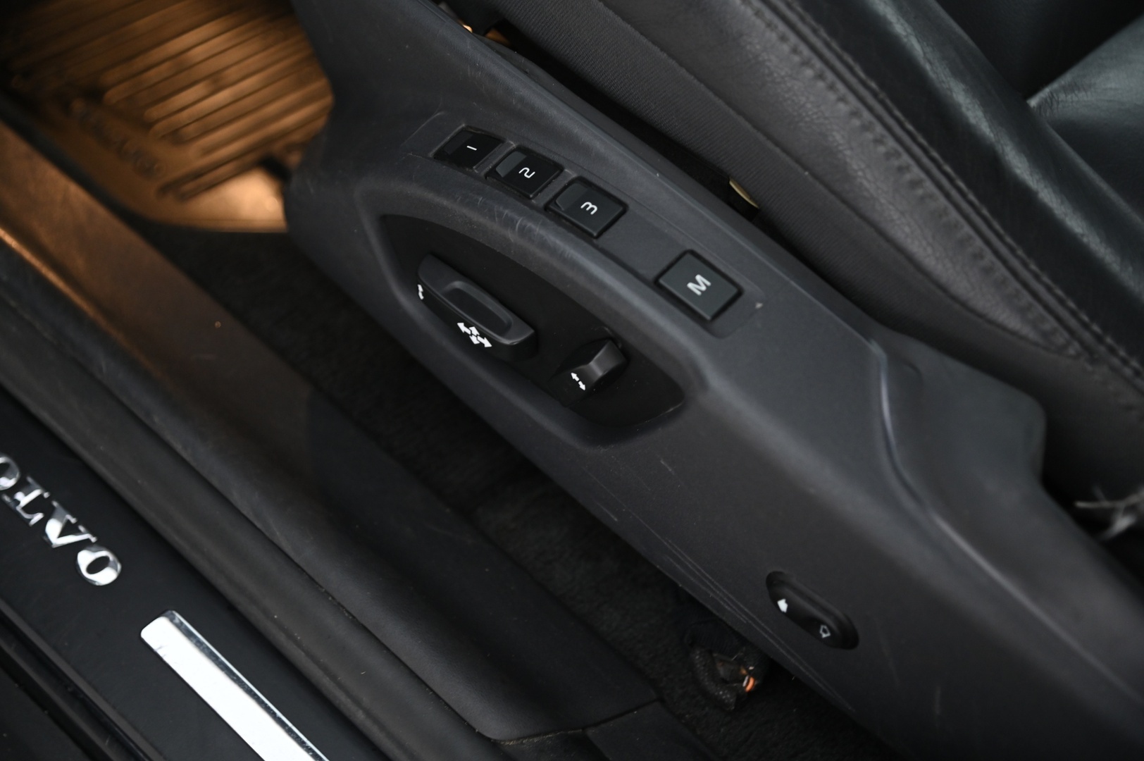 VOLVO XC60 2016