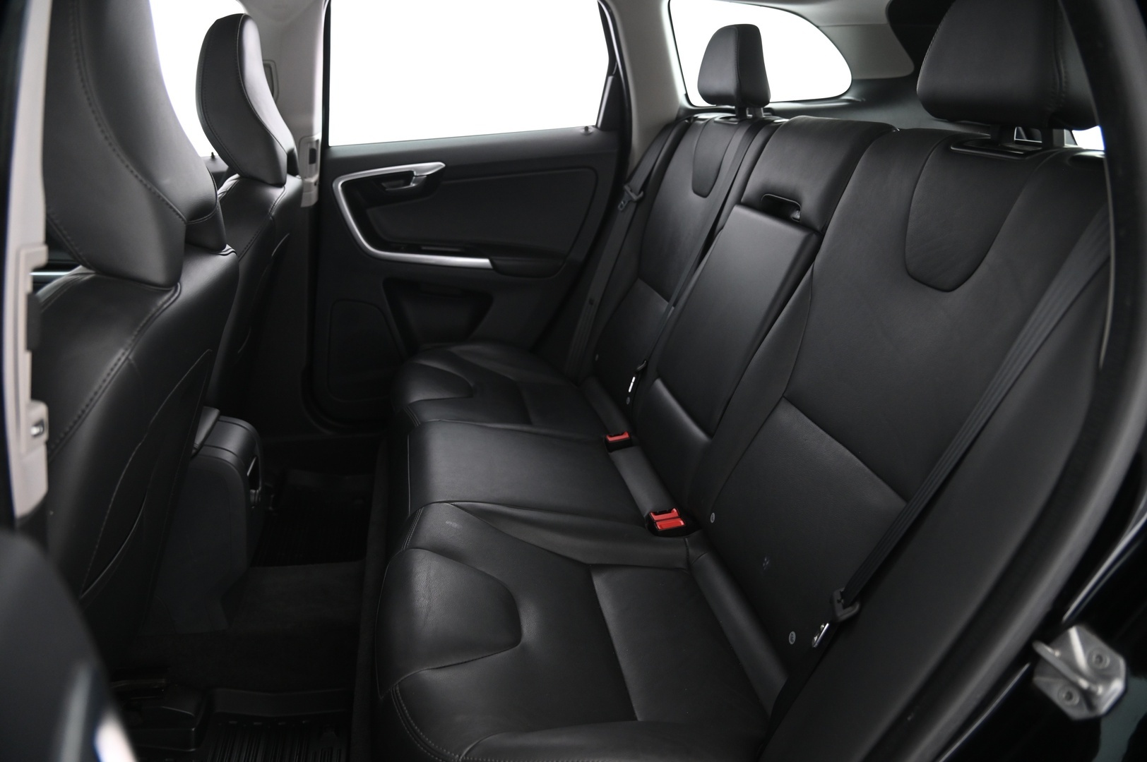VOLVO XC60 2016