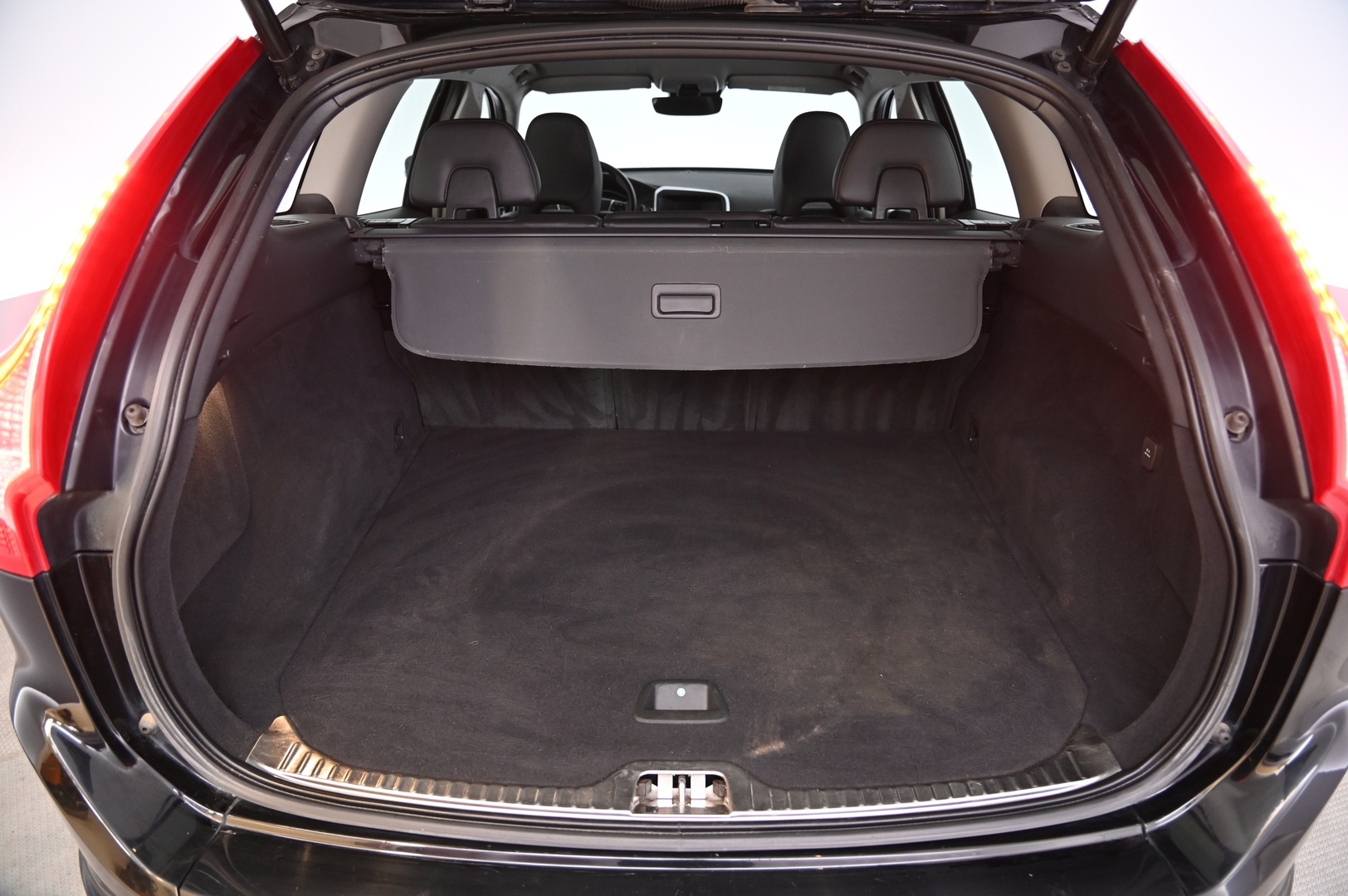 VOLVO XC60 2016
