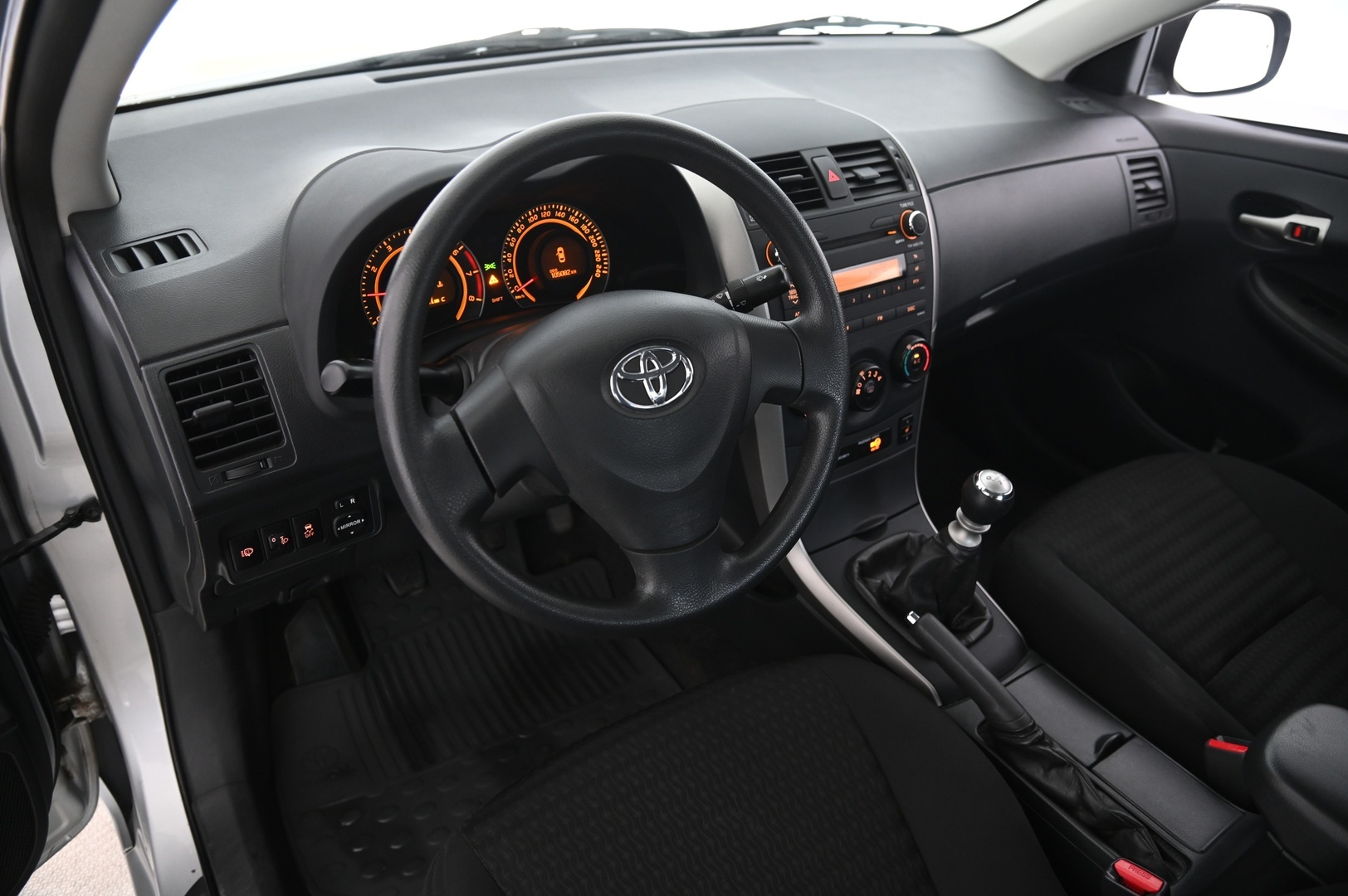 TOYOTA Corolla 2009