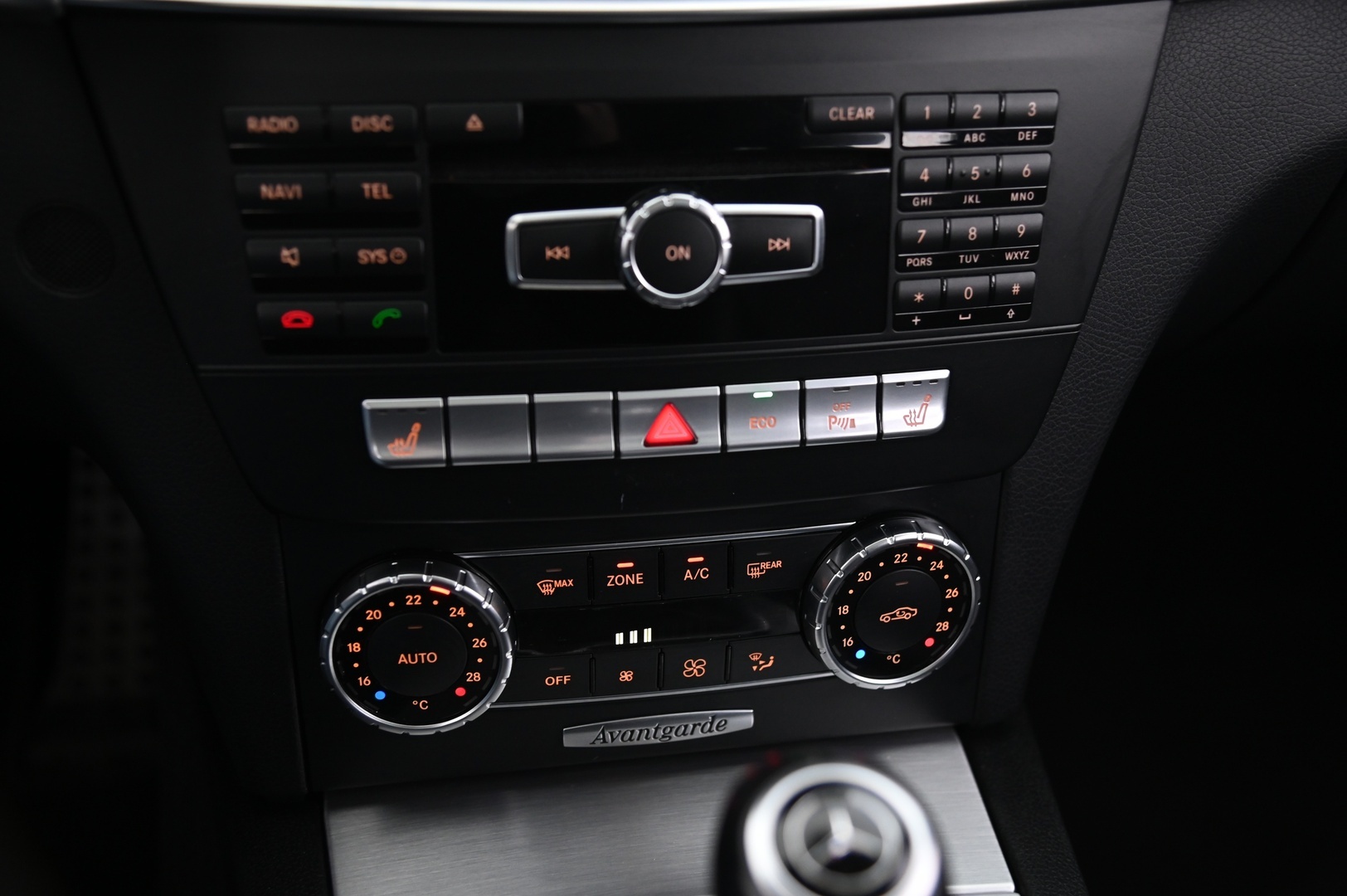 MERCEDES-BENZ C 2011