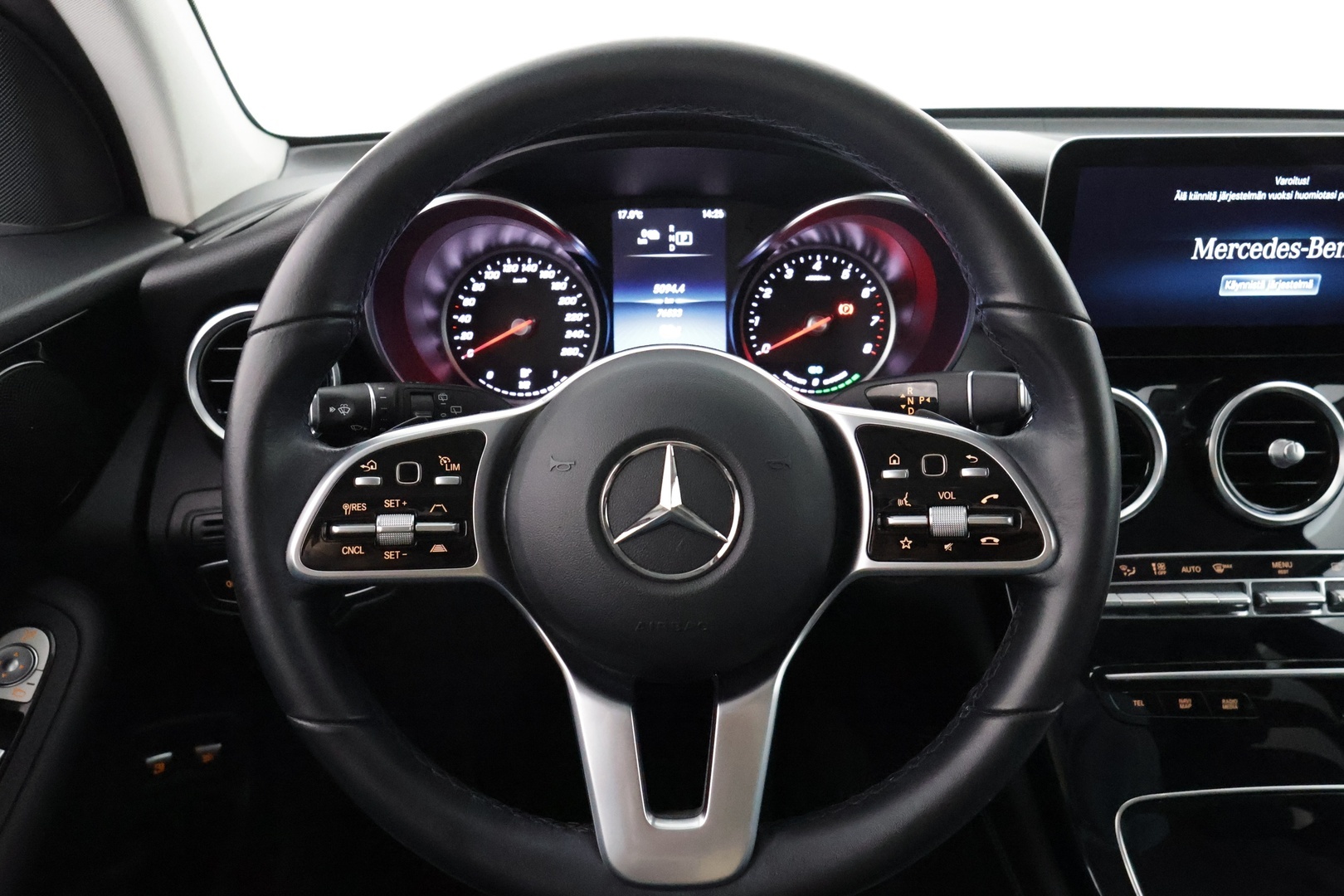 MERCEDES-BENZ GLC 2021