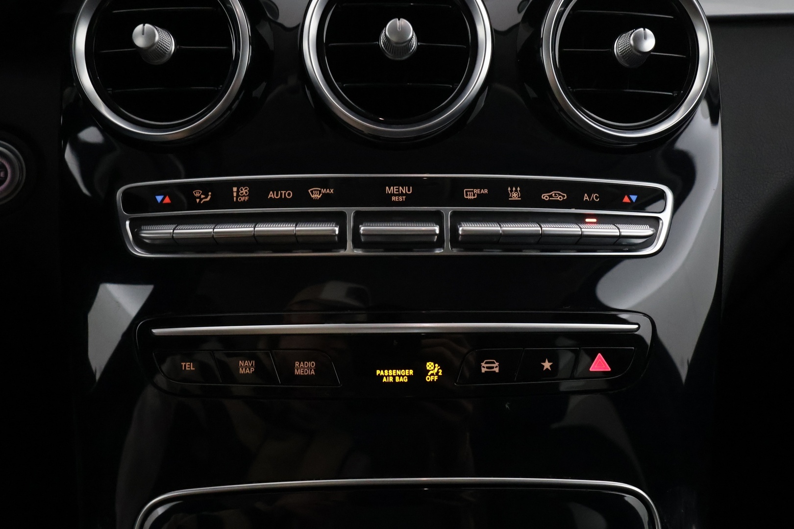 MERCEDES-BENZ GLC 2021