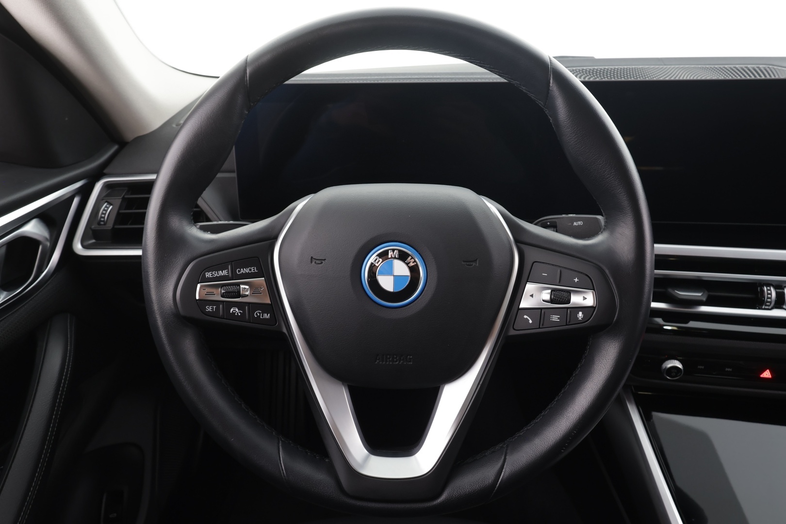 BMW i4 2023