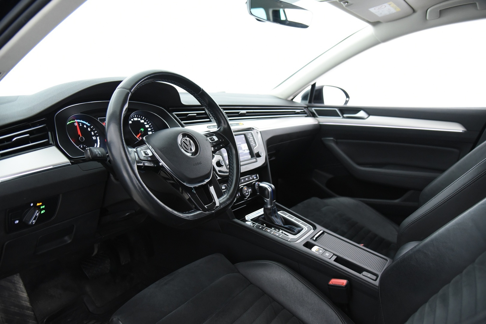 VOLKSWAGEN Passat 2017