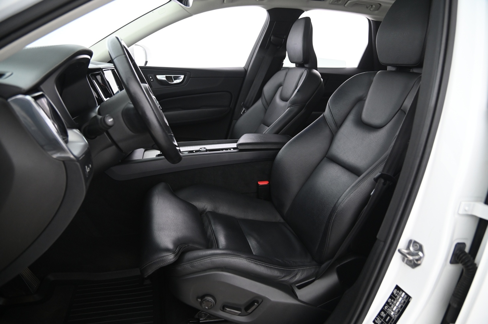 VOLVO XC60 2018