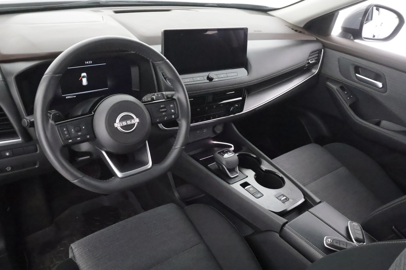 NISSAN X-Trail 2024